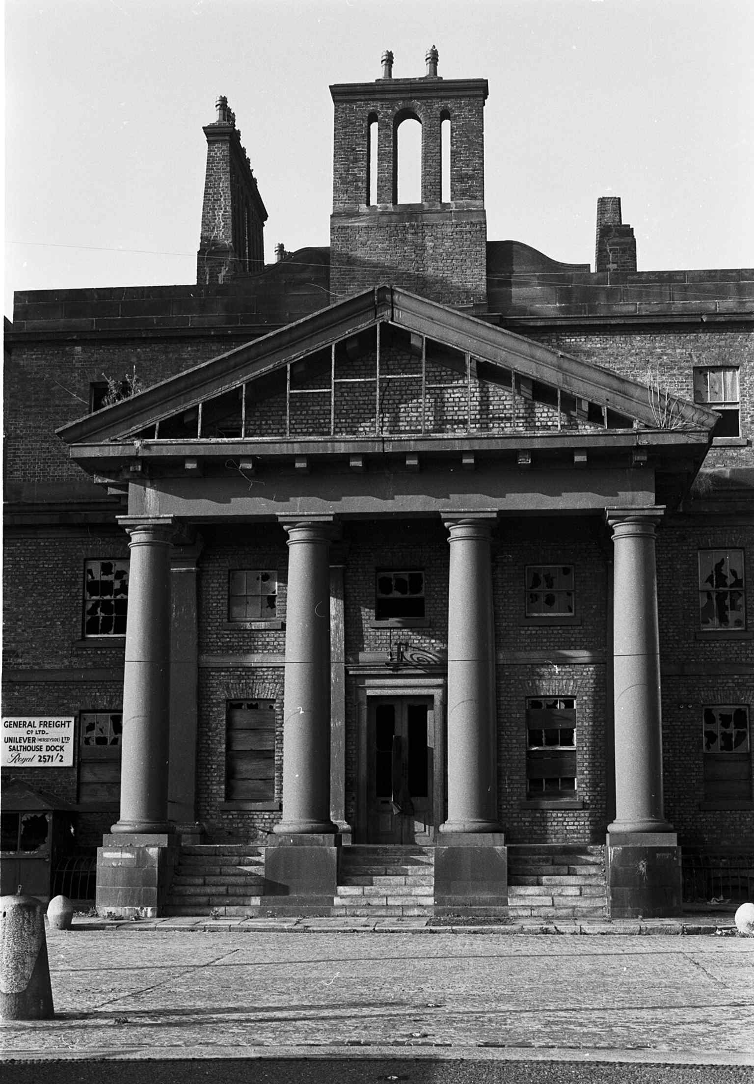 The dock office in 1982, just before regeneration began, captures the period when the Albert Dock was still derelict and its future was uncertain.