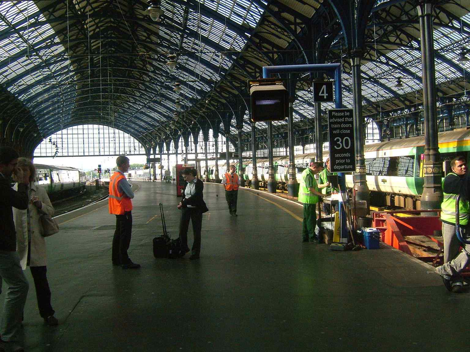 Platform 3 and 4 under the cast-iron and glass shed, the key through-platform where different routes can share space.