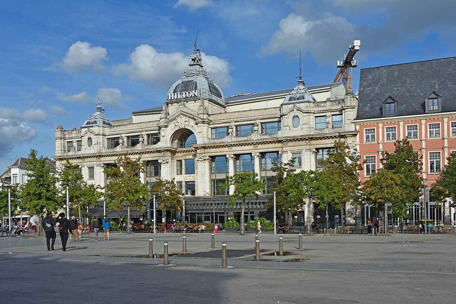 The former Grand Bazar building, now the Hilton on Groenplaats 31, representing the square’s historic commercial architecture.
