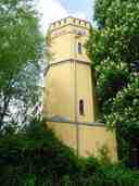 Tower Schwibbogenplatz 2 f