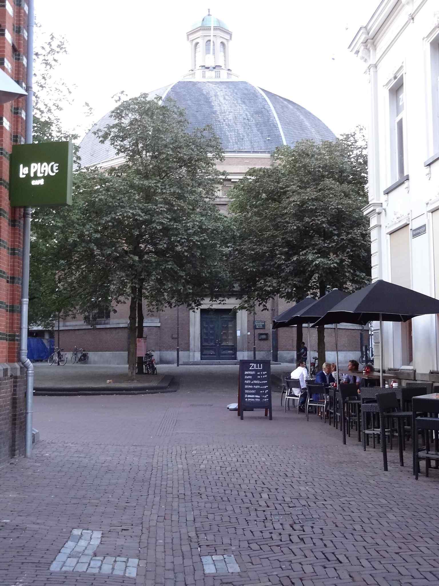 A clear full view of the Koepelkerk on Jansplein, showing the monumental octagonal church that replaced the old St. Jan site in 1837–1838.