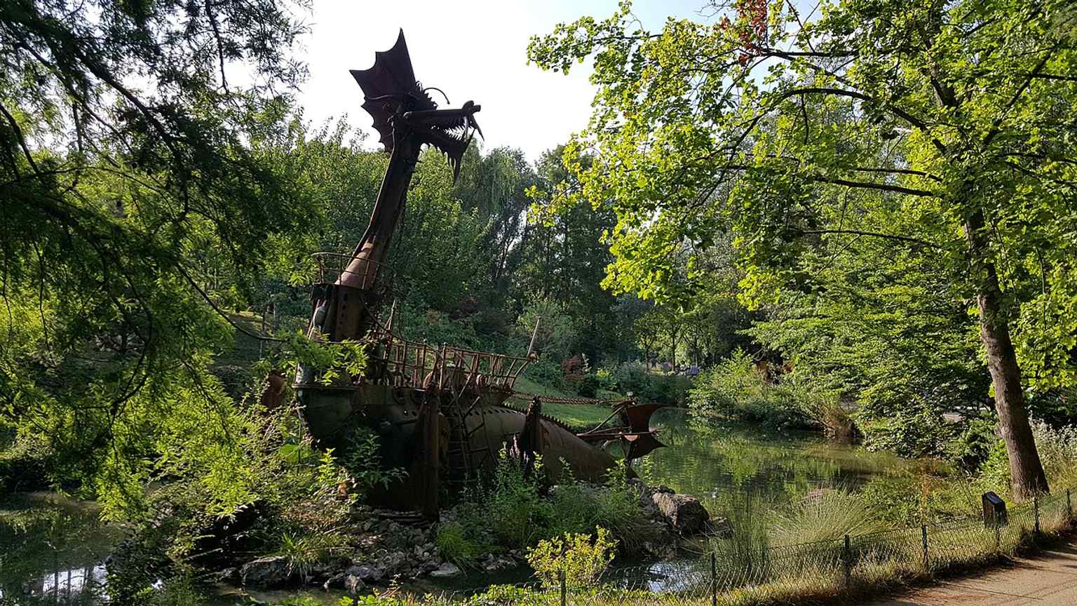 This decorative boat sculpture reflects the garden’s symbolic landscaping, where every object is placed as part of a stylized Japanese composition.