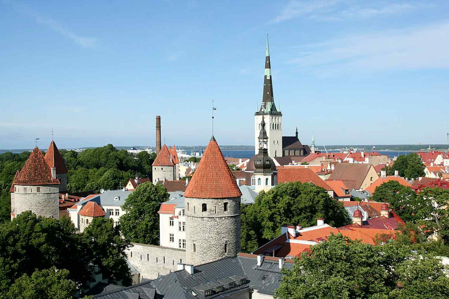 A side view from Patkuli that shows how the church rises above the old town rooftops like a navigational beacon.