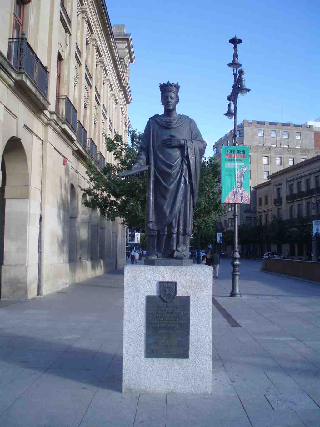 Monument to Charles III the Noble
