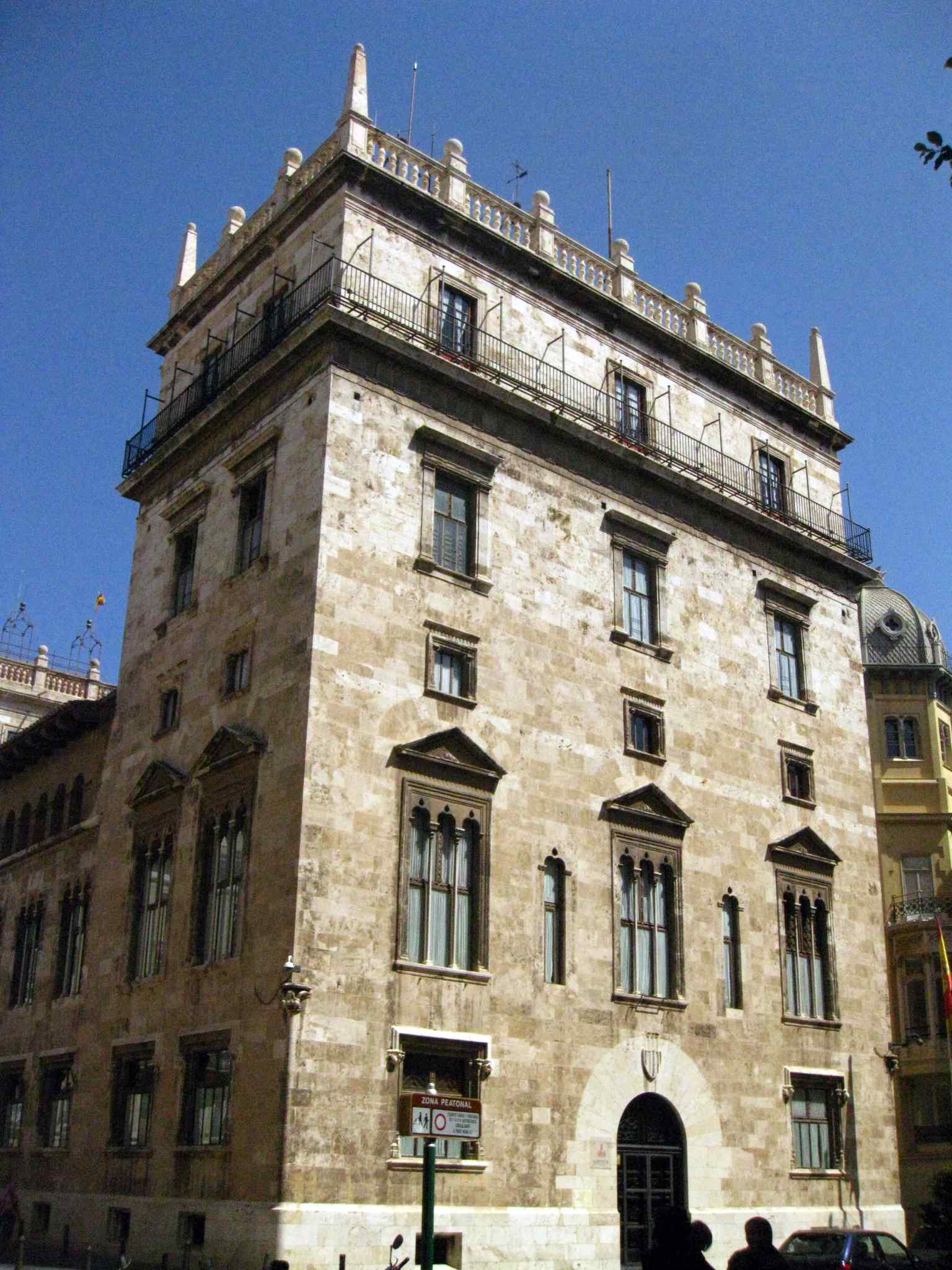 The modern western tower, a brilliant architectural illusion constructed in the 1950s using salvaged 16th-century stones (2013).