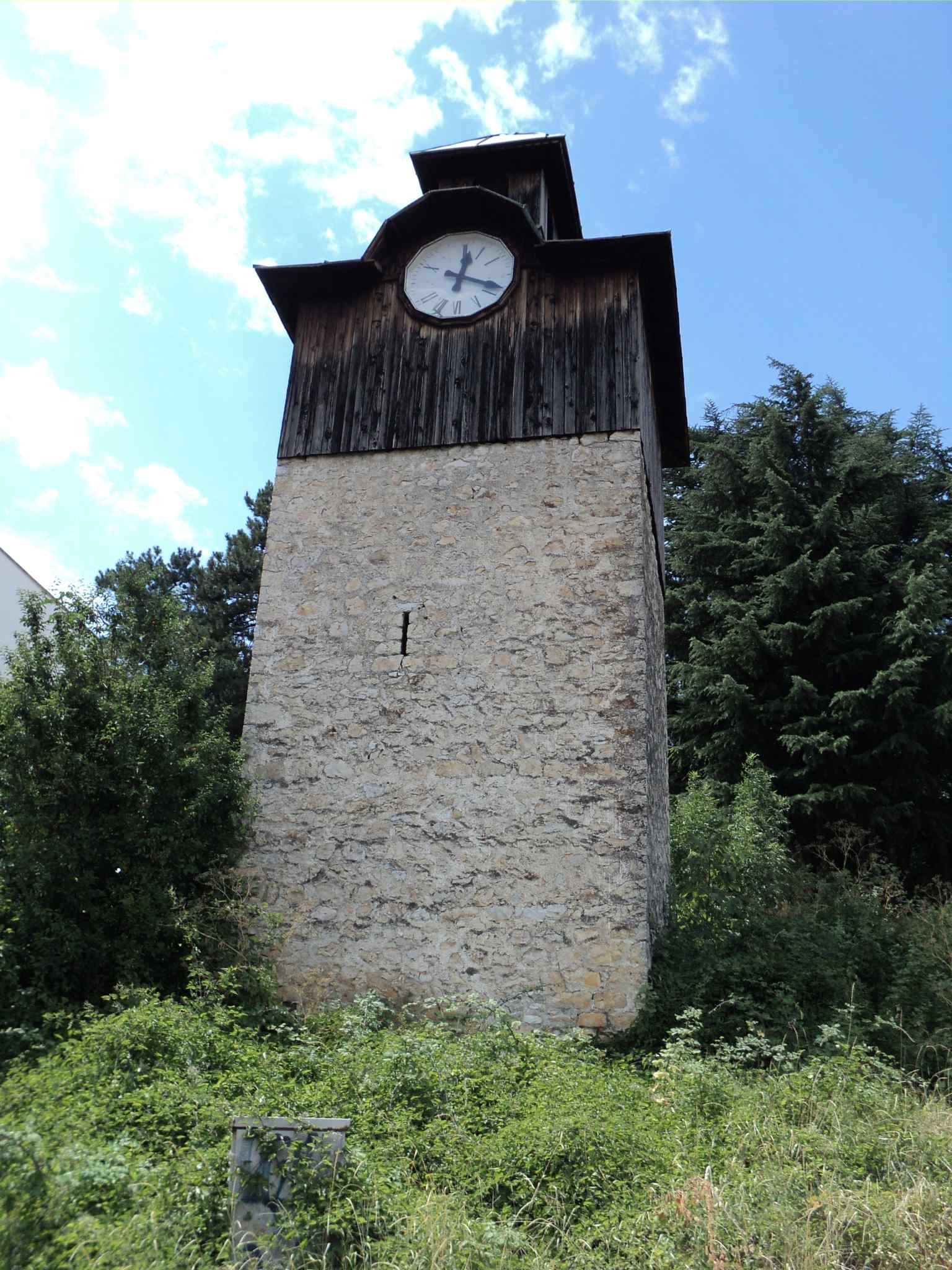 Standing 12 meters tall, the Ohrid Clock Tower is located near the City Market and historically served a dual purpose as both a public clock and a guardhouse for the Mesokastro residents.