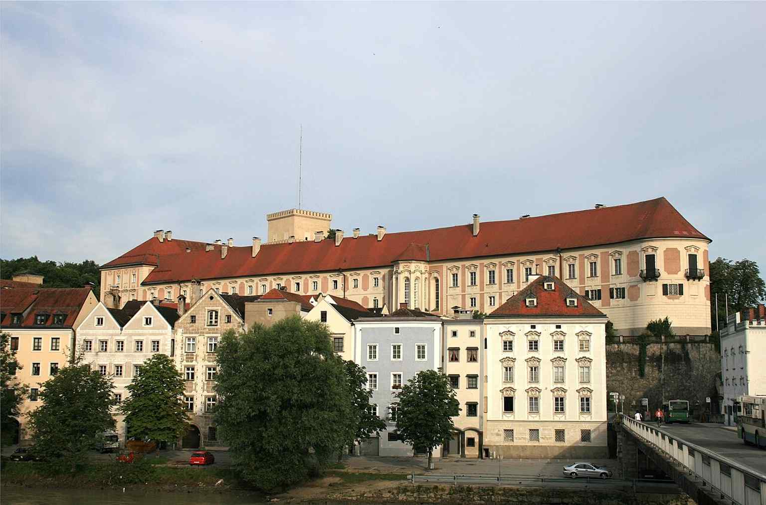 The full castle complex from outside, a good overview of the baroque palace that grew out of the medieval Styraburg.