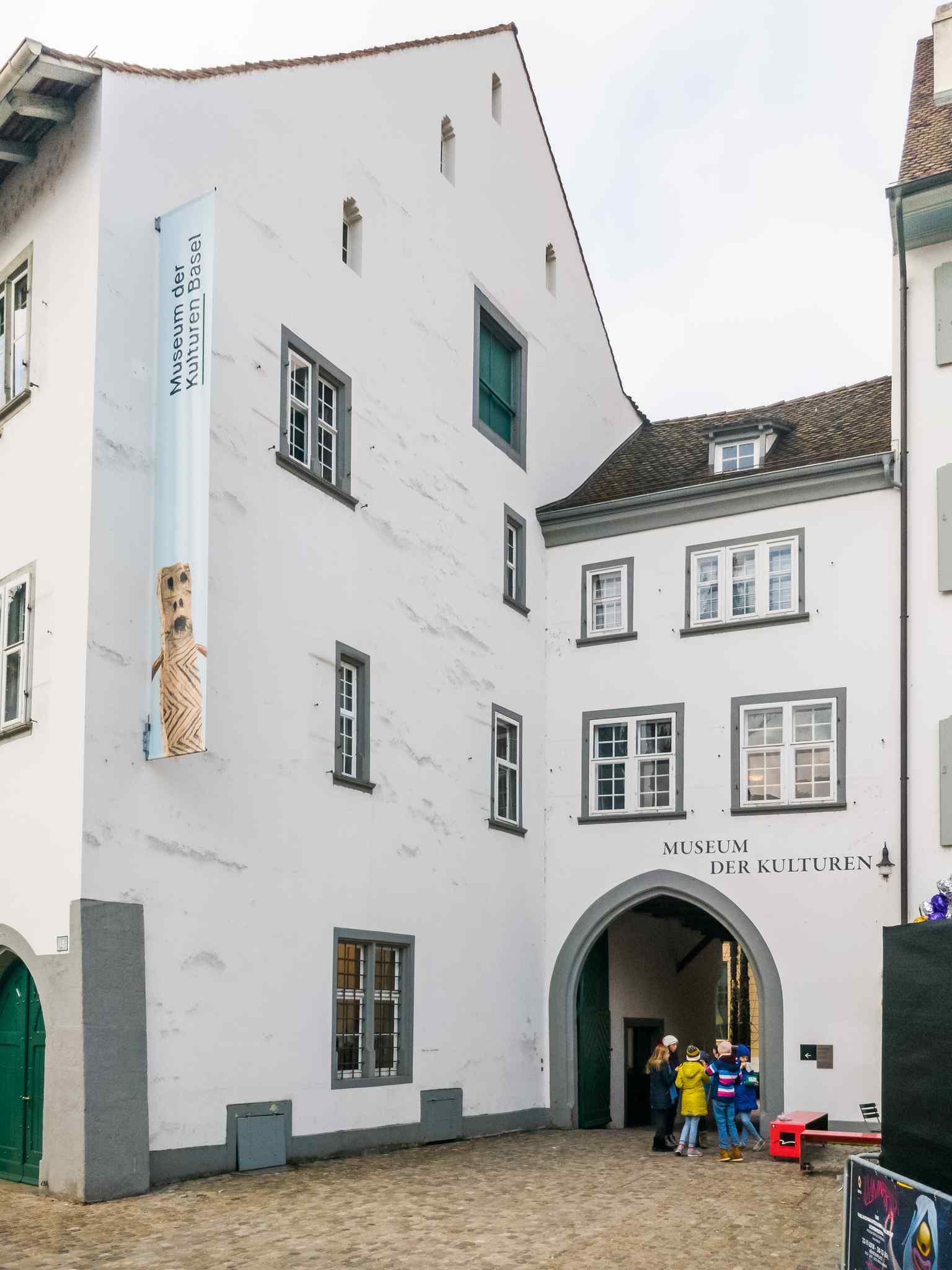 Another perspective of the museum building at Münsterplatz, highlighting the blend of historic elements and the modern architectural additions (2018).
