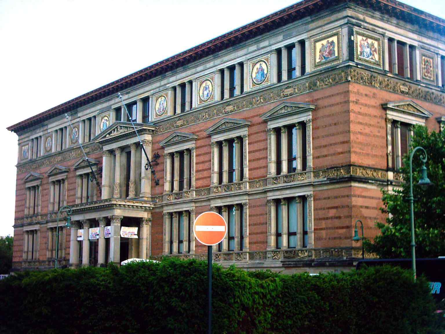 The main façade of Martin-Gropius-Bau, the neo-Renaissance exhibition building on Niederkirchnerstraße.