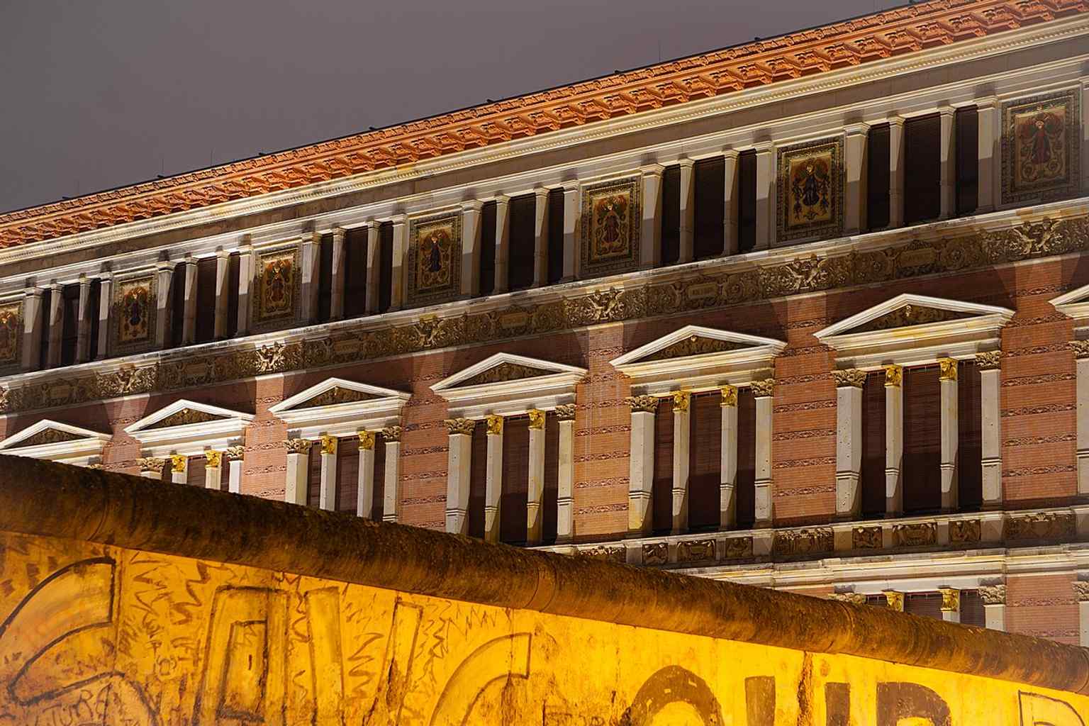Martin-Gropius-Bau beside the Berlin Wall, a powerful reminder of how the border once cut directly past the museum.