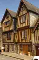 Houses at 13 and 15 place du Marchix in Fougères
