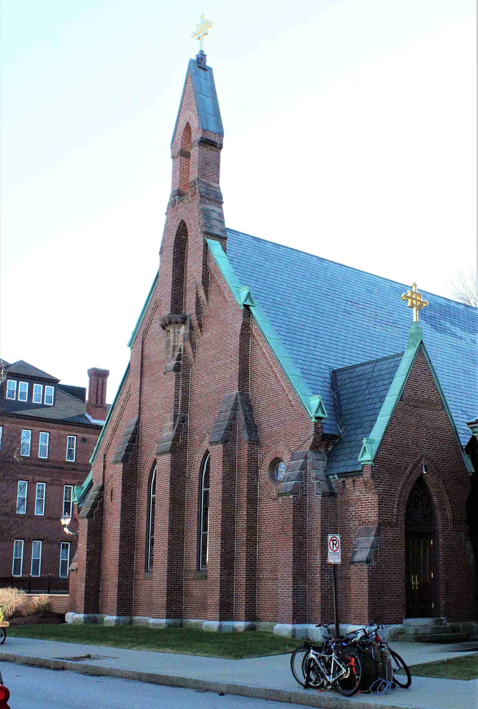 Blessed Sacrament Chapel behind the cathedral, part of the wider church complex that grew around the original parish.
