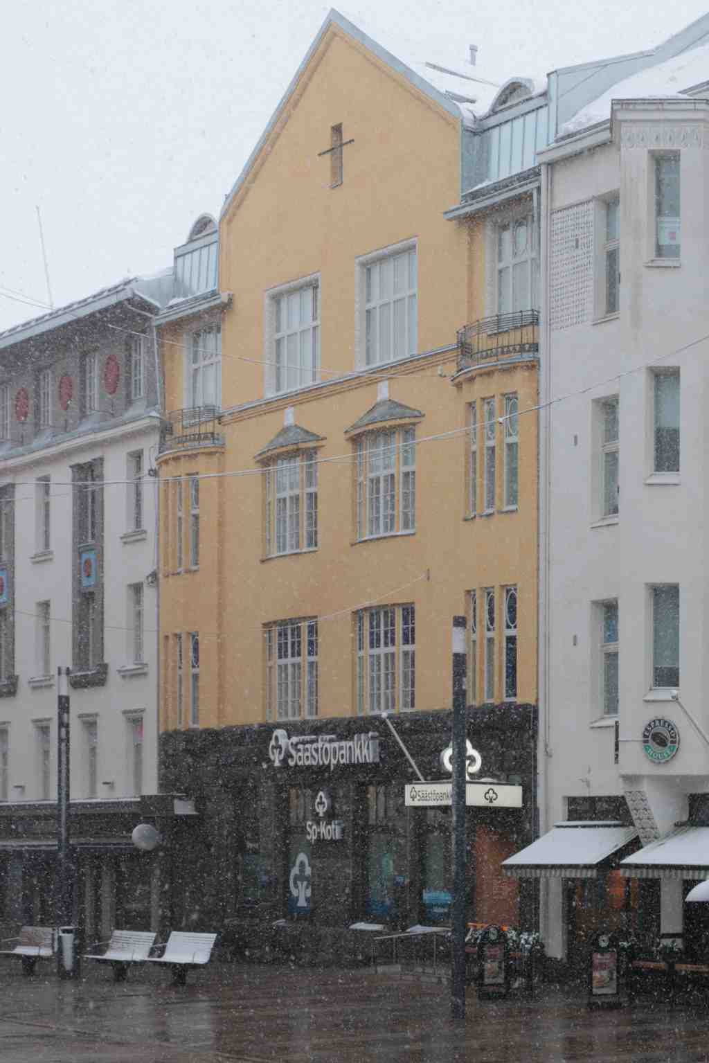 Kirkkokatu 10