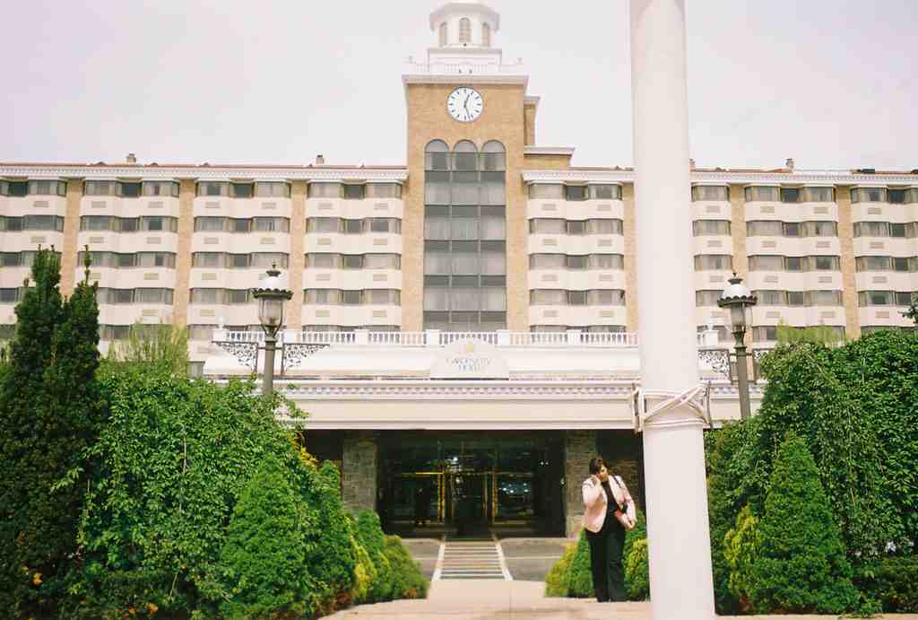 Garden City Hotel