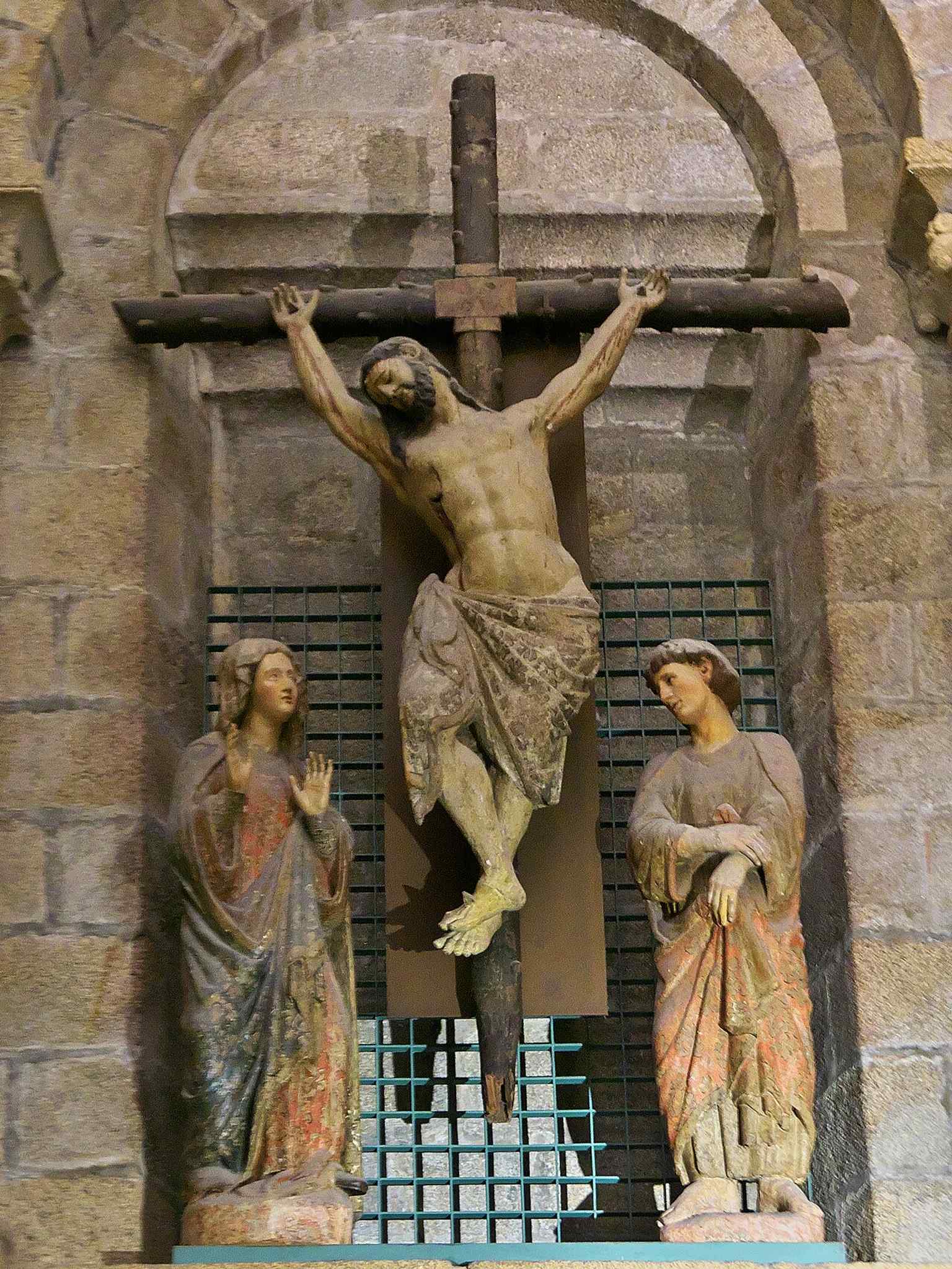 This 14th-century Gothic Calvary, situated in the Cathedral's baptistery, highlights the sacrament of baptism, symbolizing Christ's purification in the Jordan River.