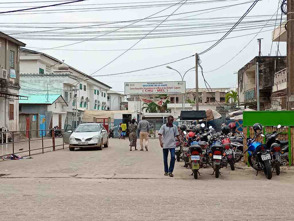 Mother and Child Hospital and University Center Cotonou Lagoon