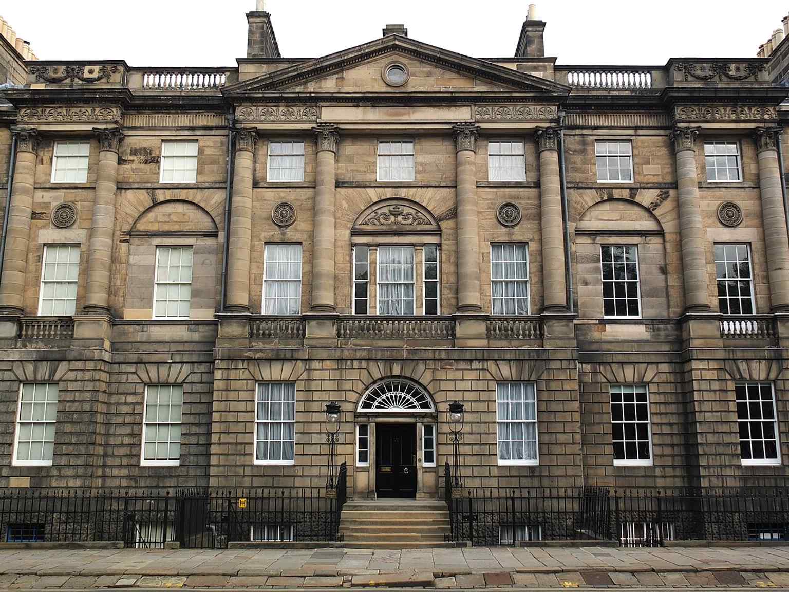 A clear front view of 6 Charlotte Square, the Georgian townhouse that became the First Minister of Scotland’s official residence.