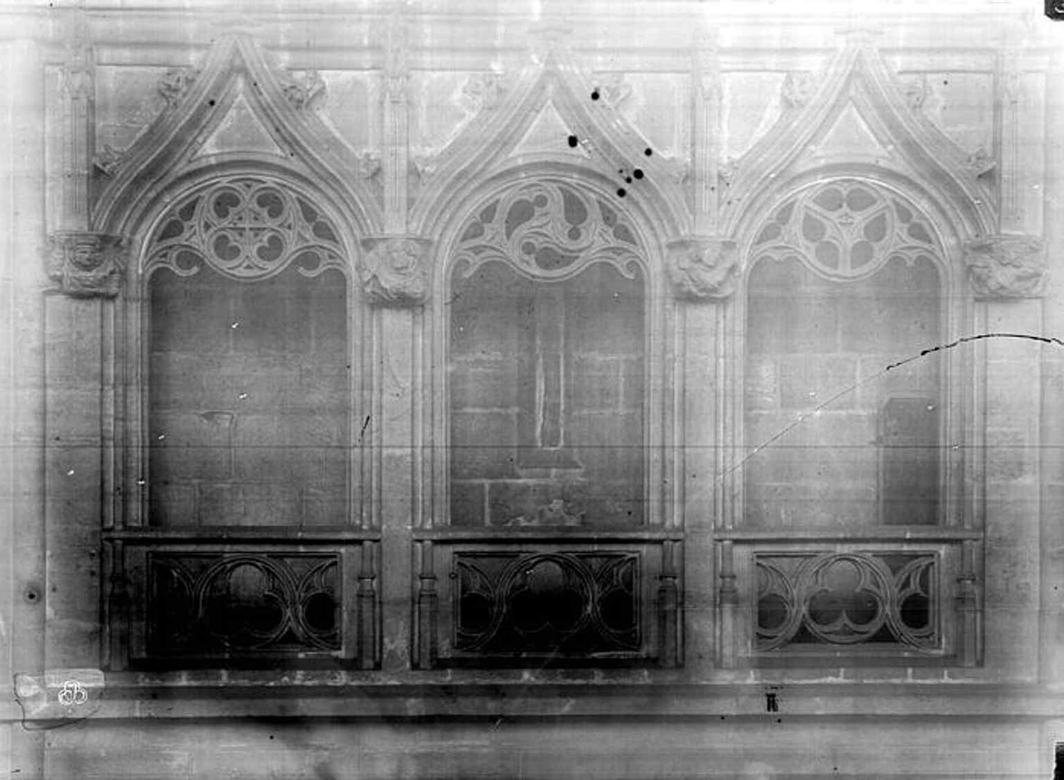 A period view of the choir triforium, useful for illustrating the church’s medieval Gothic fabric.