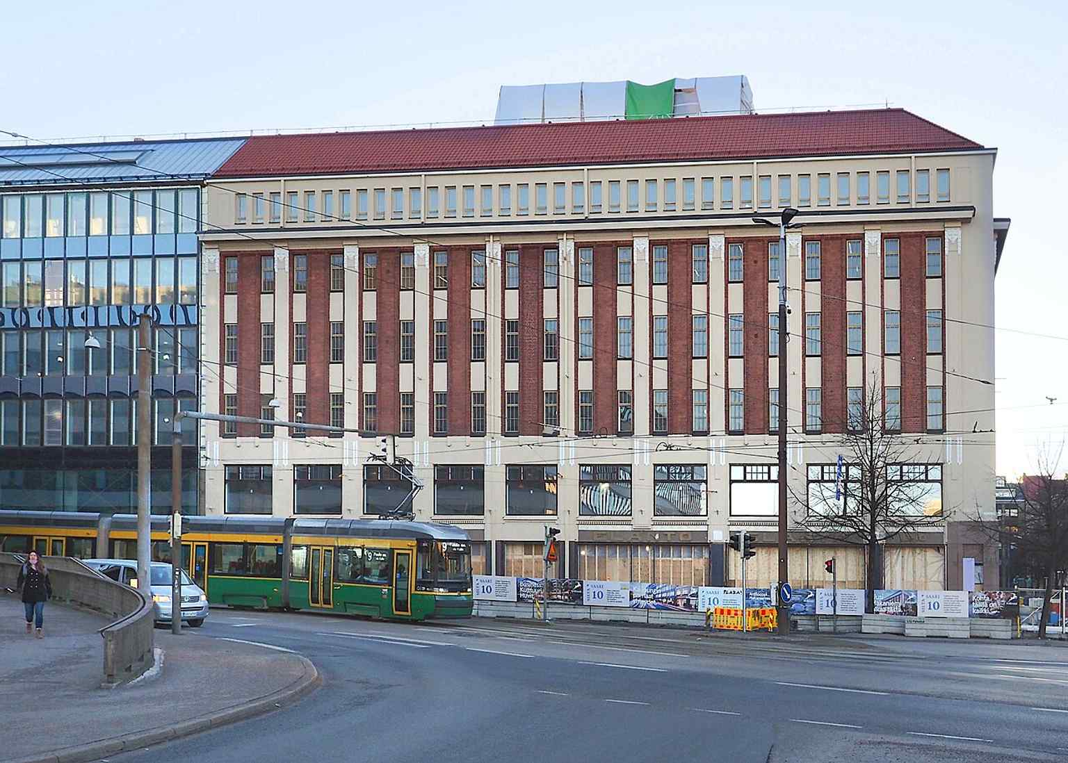 The former Hakaniemi department store under renovation in 2021 — the building that later reopened as S-market and Emotion after its long retail history dating back to Elanto.