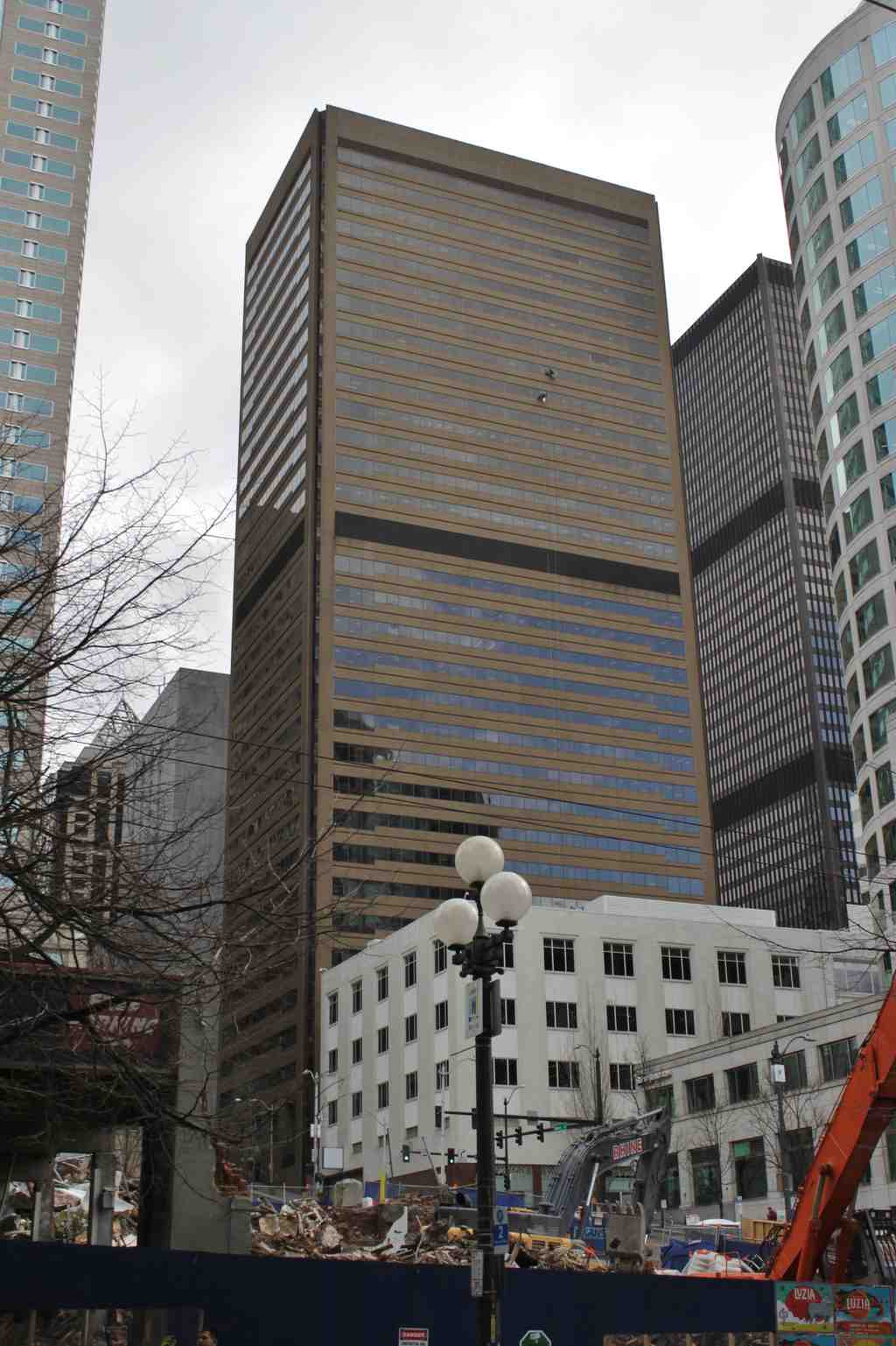 1111 Third Avenue