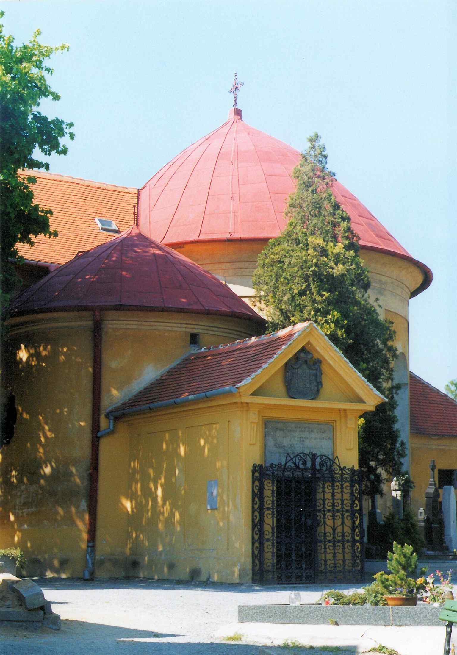 Inside the Kounice family tomb, where seven family members, including the prominent statesman Václav Antonín z Kounic-Rietbergu, were laid to rest.