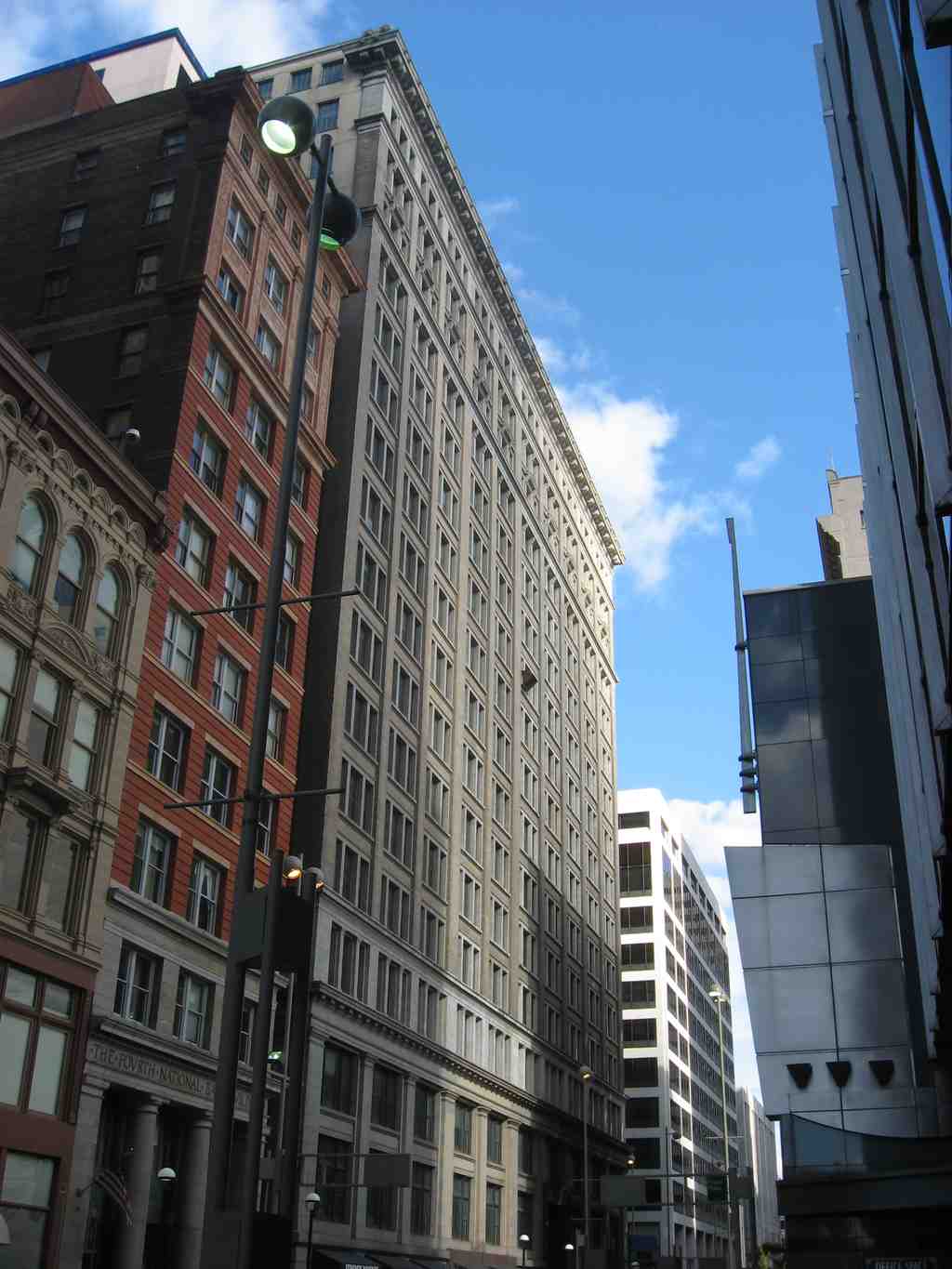 Renaissance Cincinnati Downtown Hotel