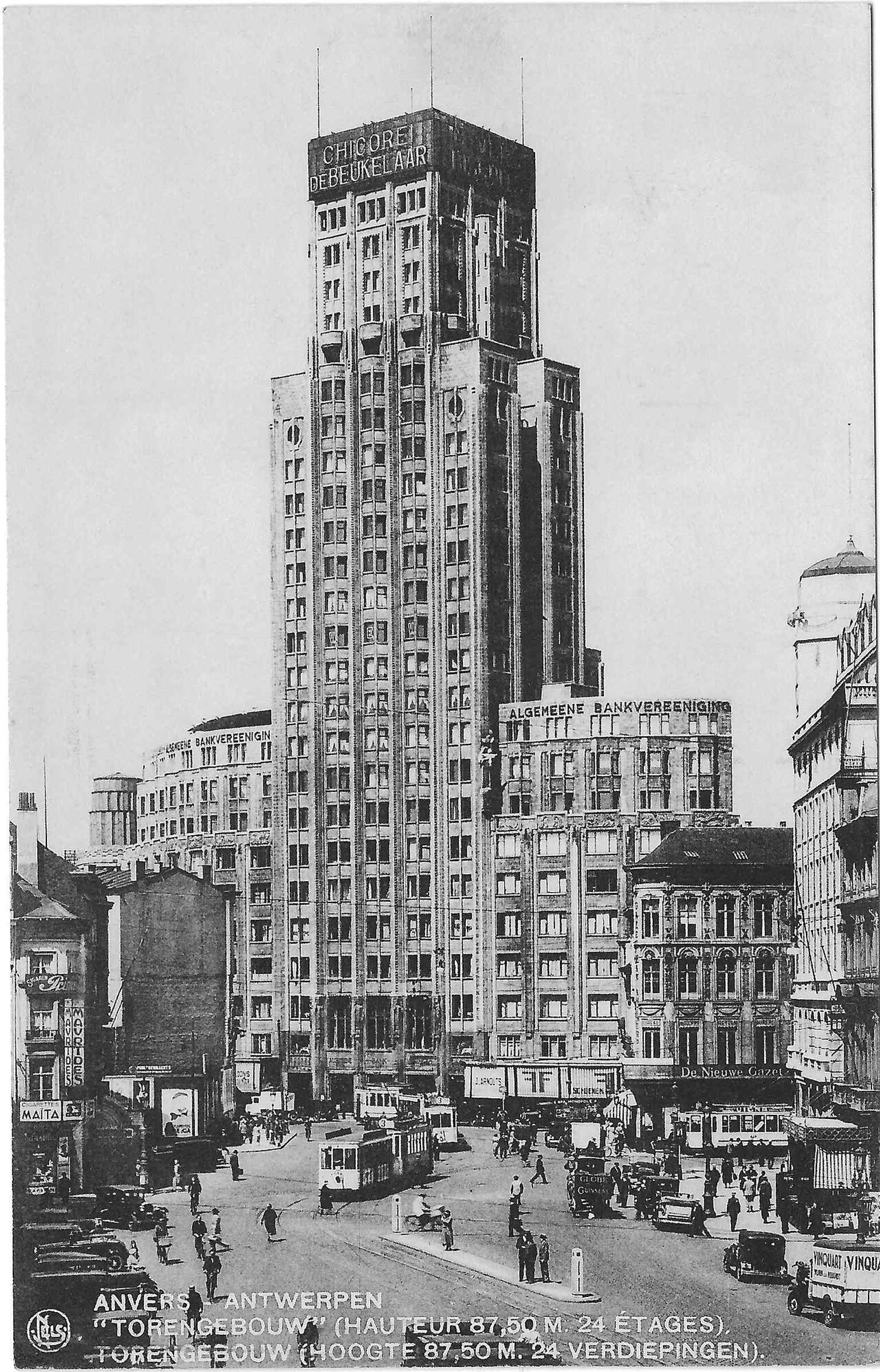 An early postcard of Boerentoren from around 1930, capturing the building just before completion in 1931.