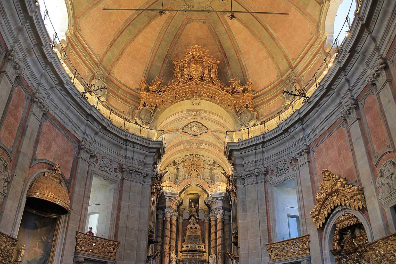 Another interior perspective that helps convey the bright granite nave and the unusual sense of depth created by the double walls and side passages.