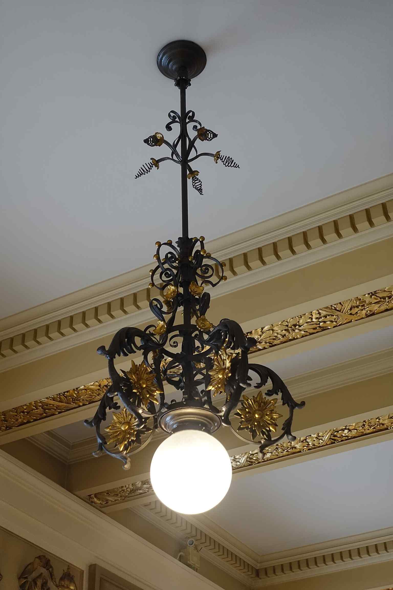 Inside the theatre’s foyer, part of the grand entrance sequence that leads to the horseshoe-shaped auditorium.