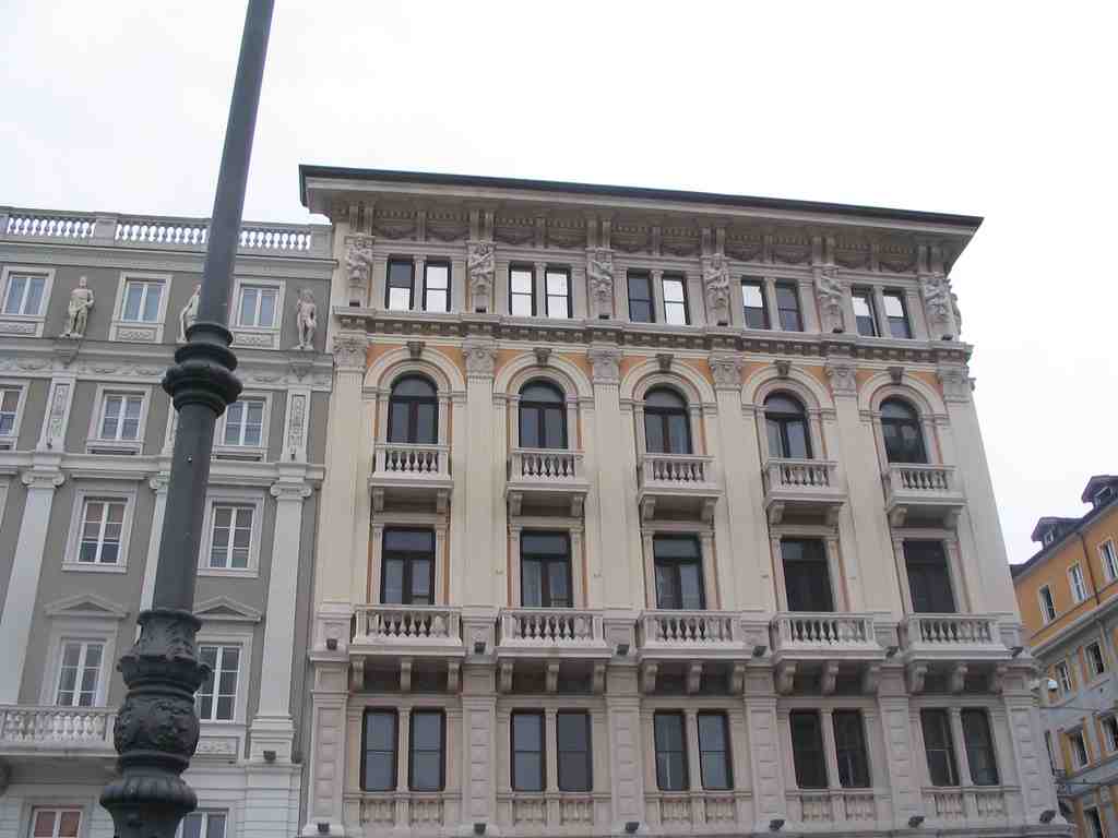 Model Palace