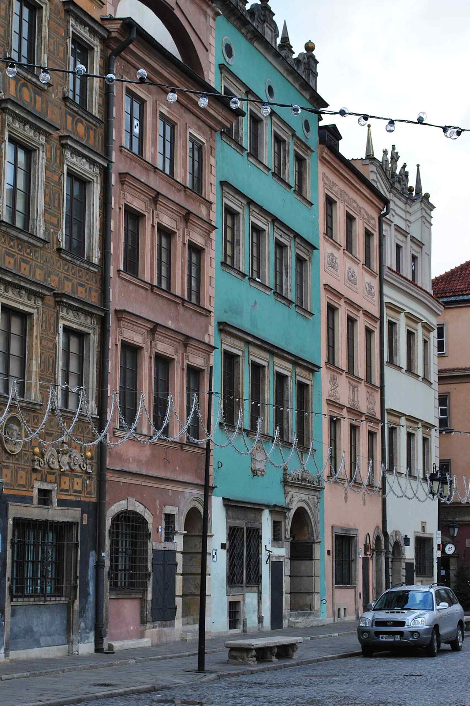 The Dekert side in 2014, where the restored façades later served as the Museum of Warsaw and reflect the careful postwar reconstruction of the square.