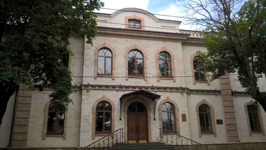 Complex of buildings of the Theological School, Chisinau