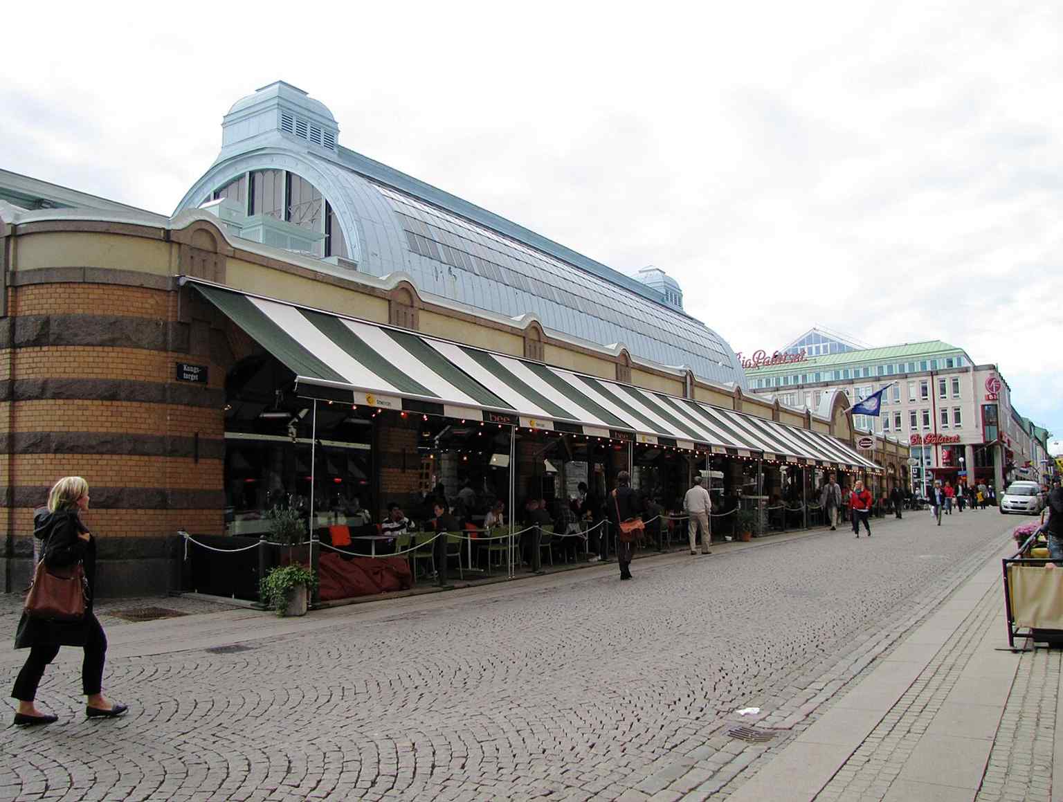 The north-east side of Saluhallen, which was built between 1888 and 1889 after a decision by the city council in 1887.
