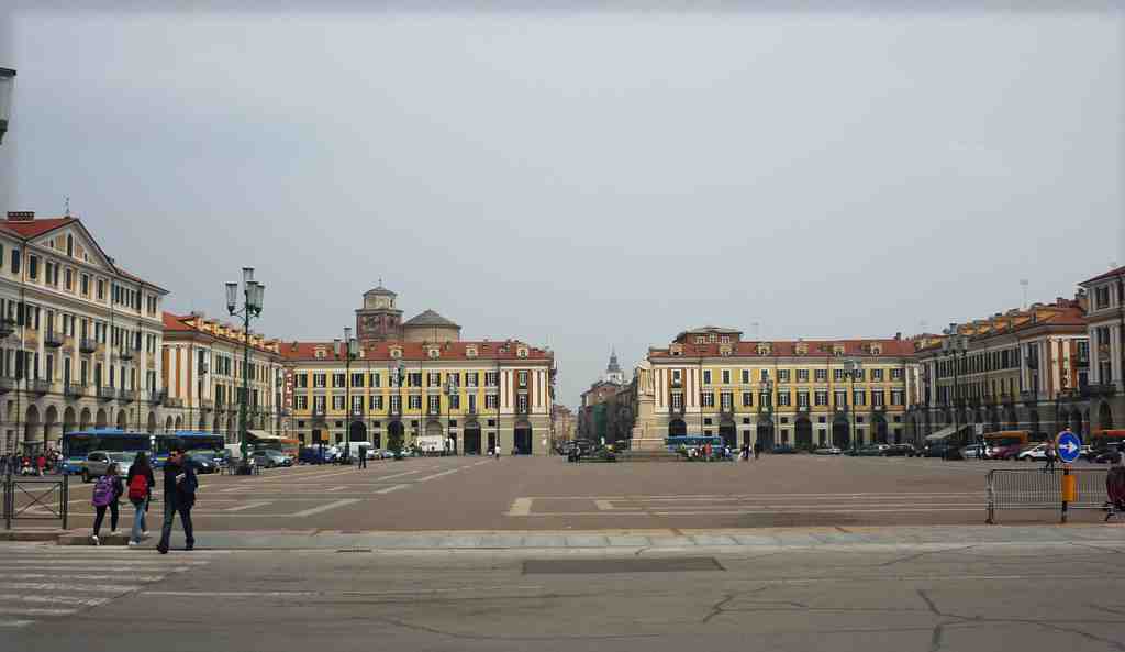 Piazza Galimberti