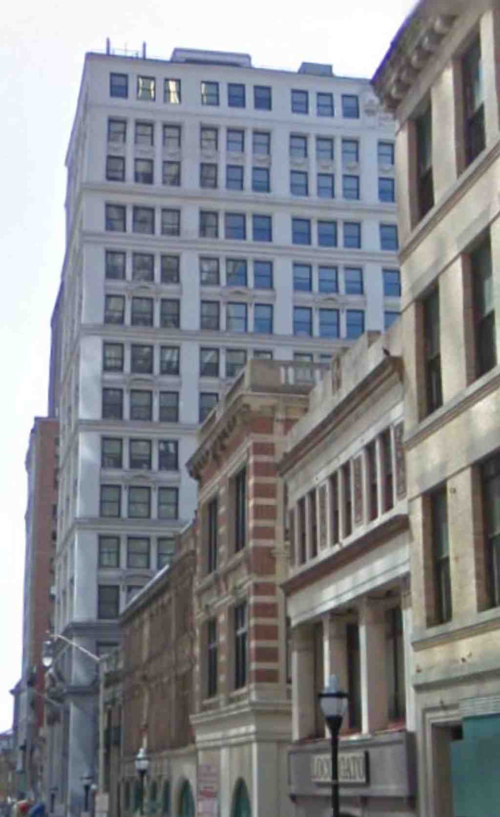 One Calvert Plaza
