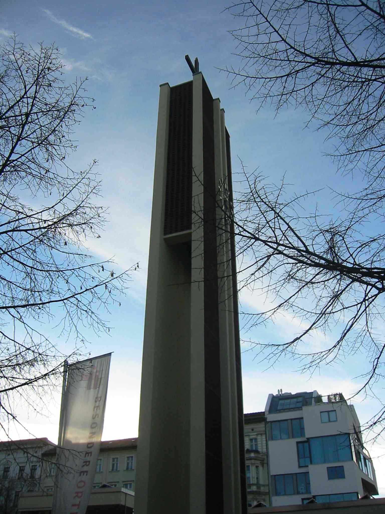 The separate bell tower of the 1968 church ensemble, reflecting Sigrid Kressmann-Zschach’s compact postwar design.