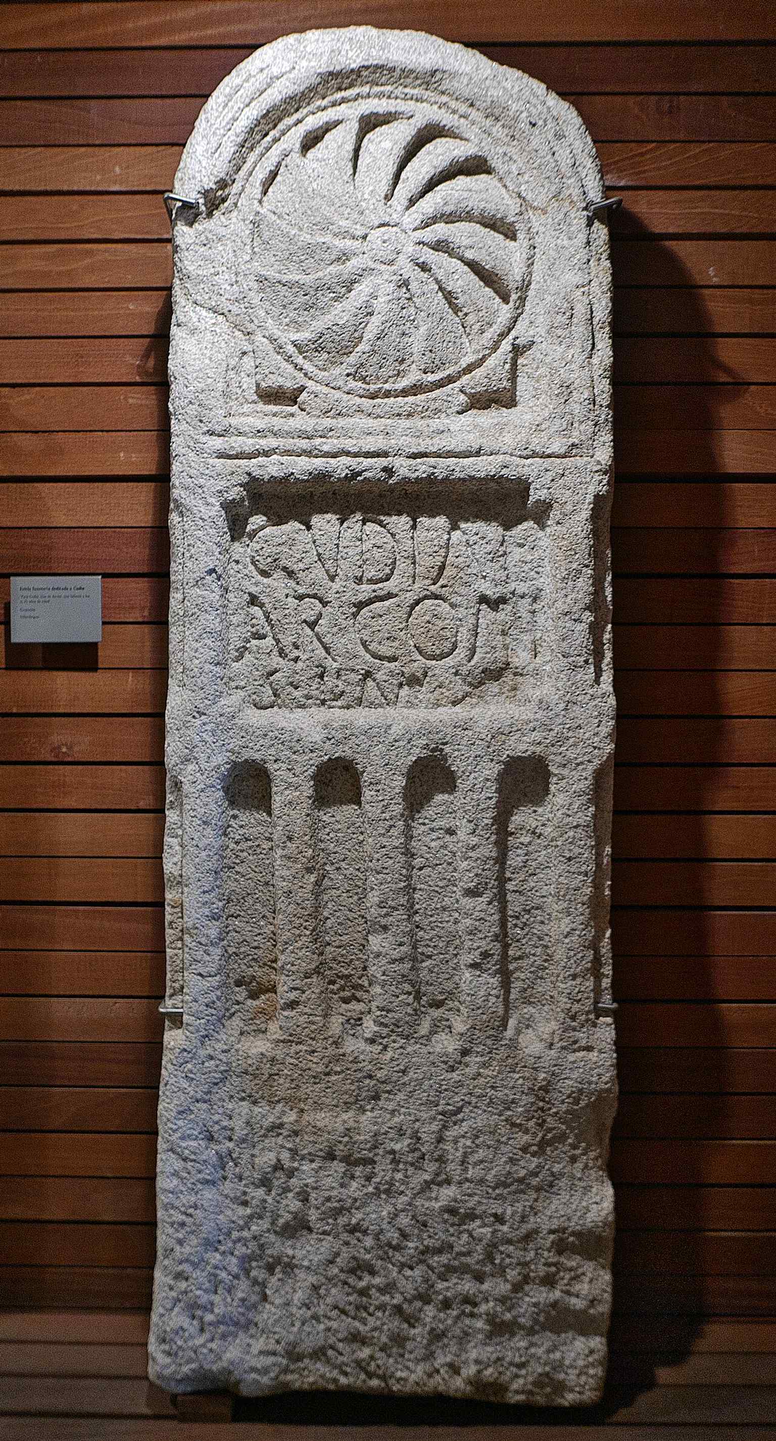 This Roman funerary stele from Villardiegua de la Ribera fits the museum’s archaeology gallery, where inscriptions and stone pieces help tell the province’s ancient history.