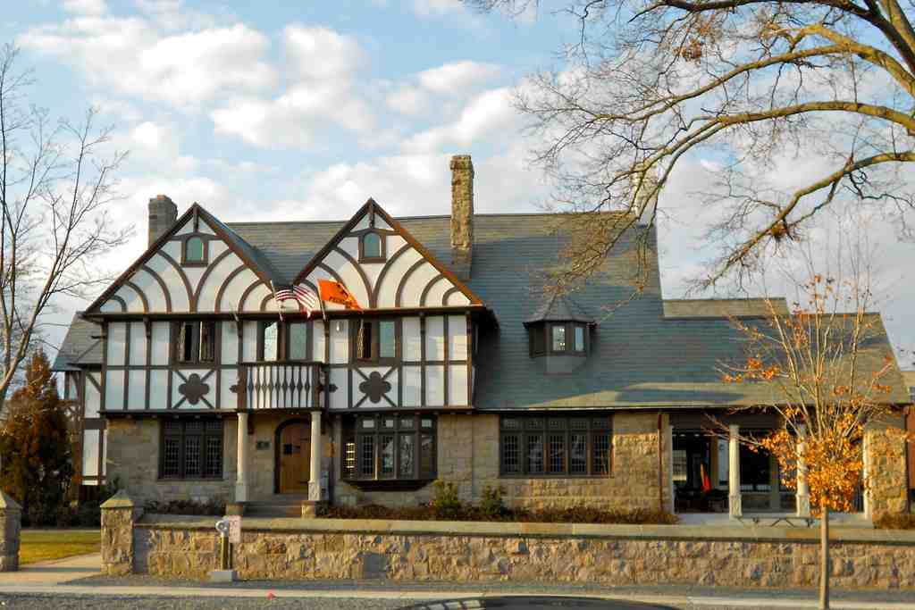 Tiger Inn
