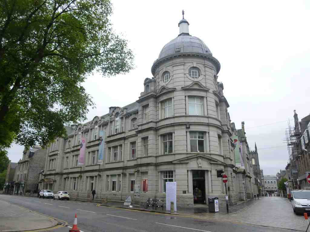 The Academy Shopping Centre