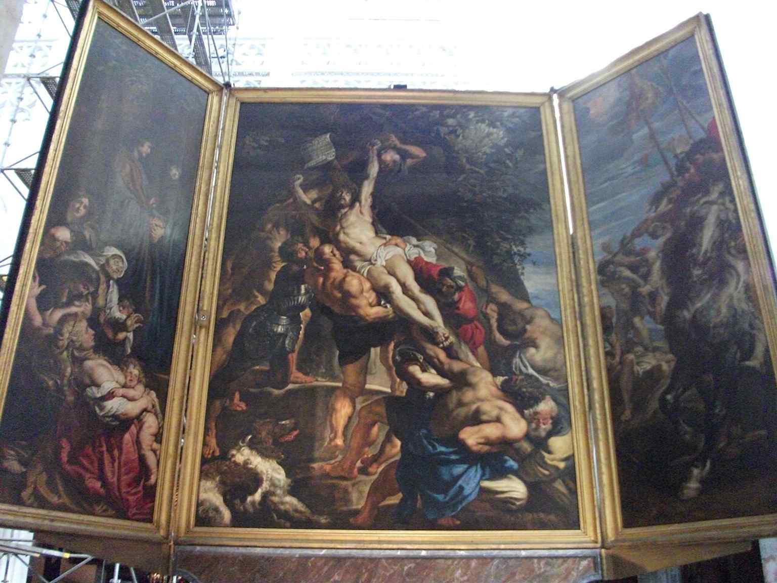 Rubens’ The Raising of the Cross, one of the cathedral’s most famous masterpieces and a key reason visitors come here.