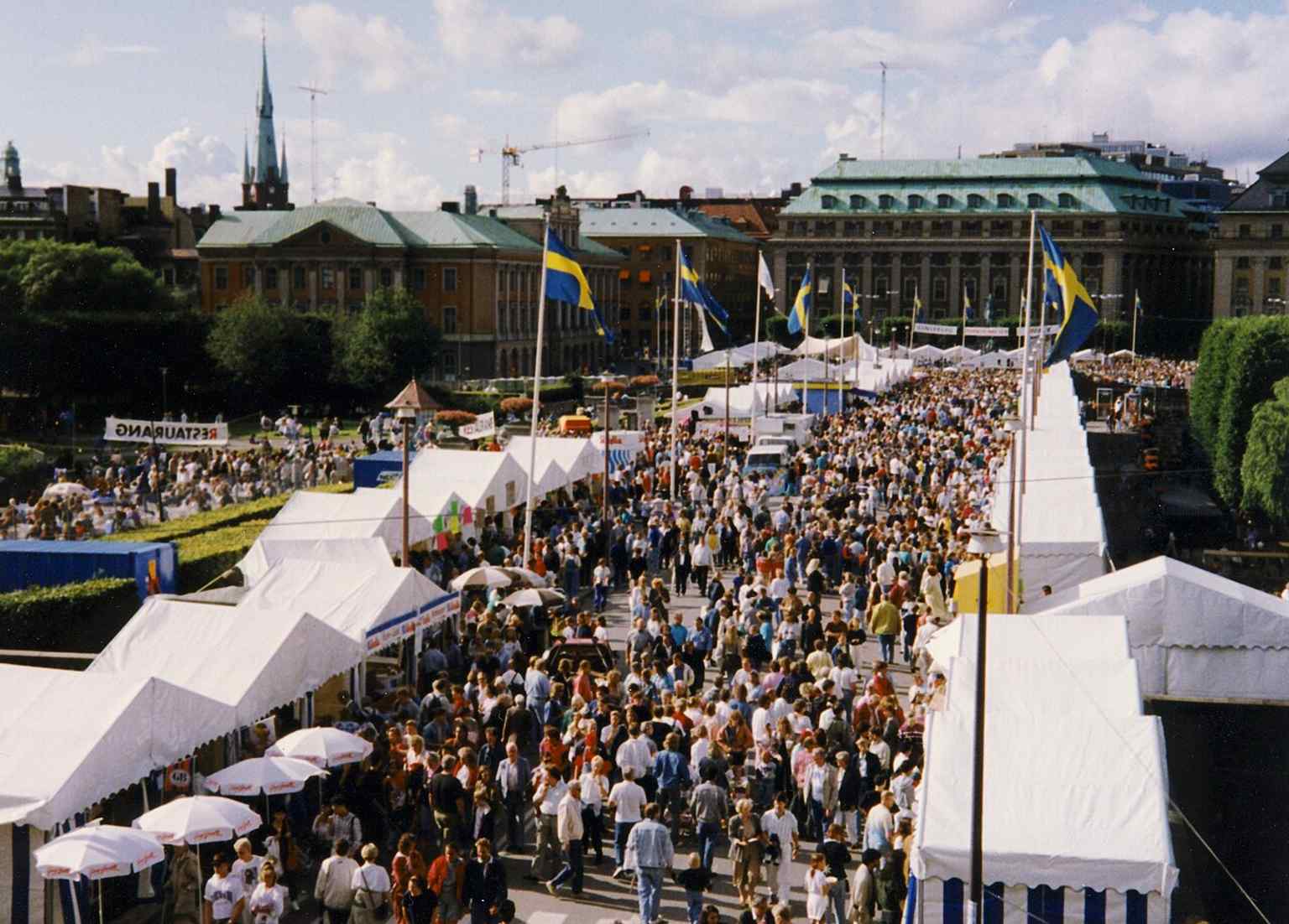 Norrbro turned into a festival venue during Stockholm Water Festival 1991, showing how the bridge has long served as a public gathering place.