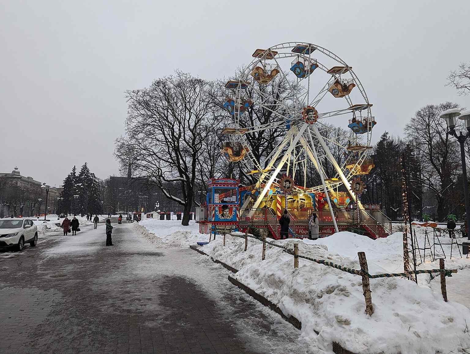 A modern seasonal fair at Esplanade, echoing the site’s long tradition of markets, festivities, and public gatherings.
