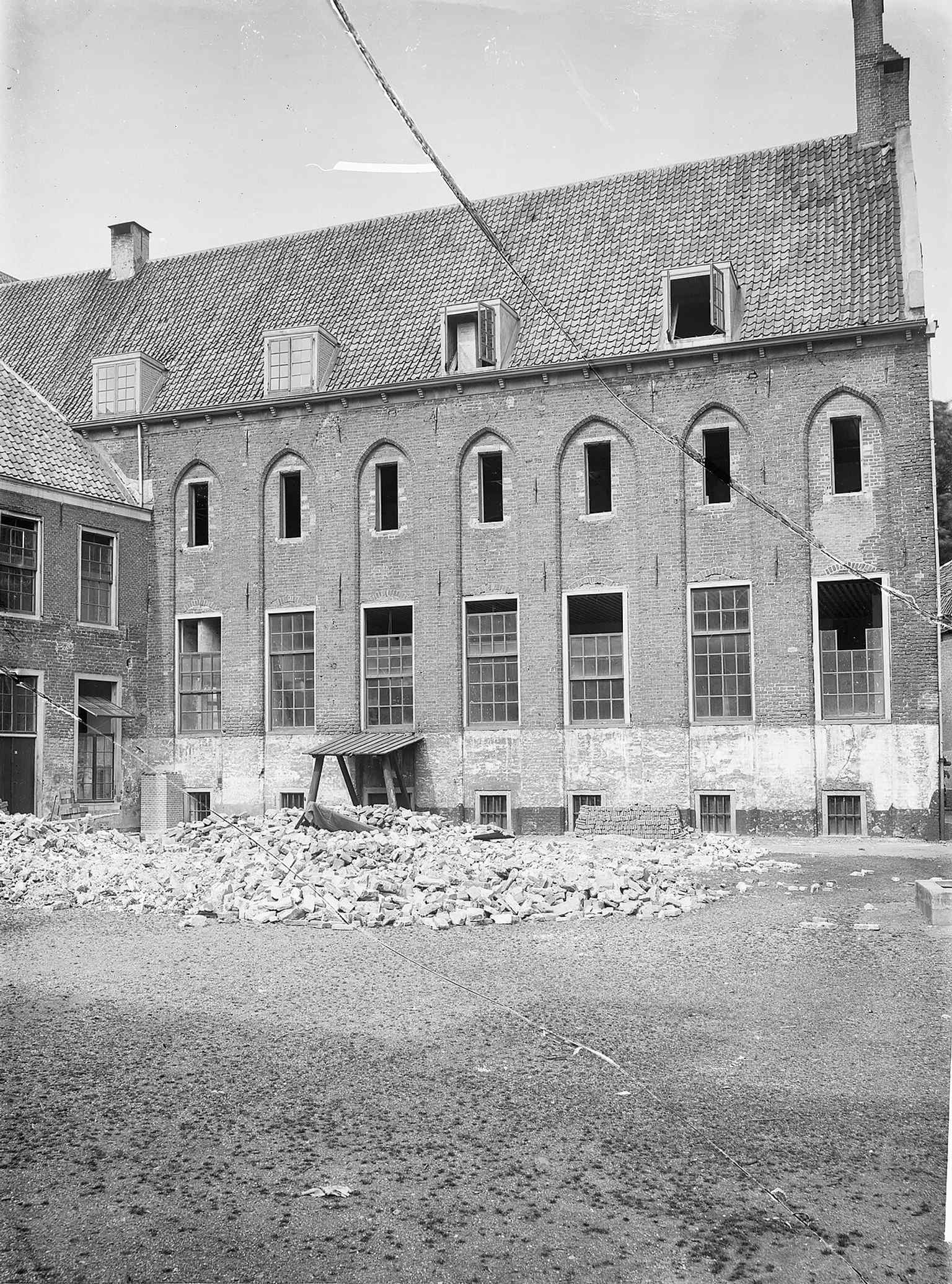 The Agnietenklooster exterior in 1902, almost two decades before it became the Centraal Museum's permanent home.