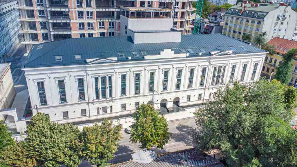 Rîșcanu-Derojinschi Urban Mansion