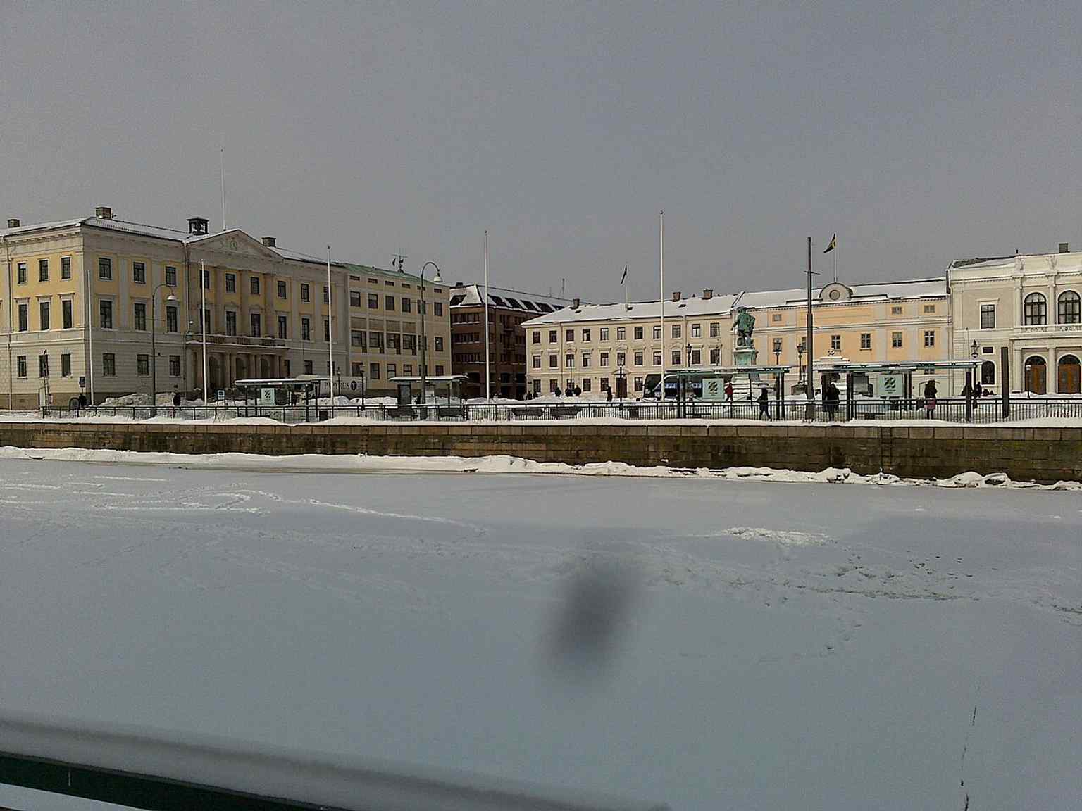 Börsen seen on Gustaf Adolfs Torg, next to Gothenburg's City Hall (Rådhus), where the first merchants met in the "Beursen" before the current building existed.