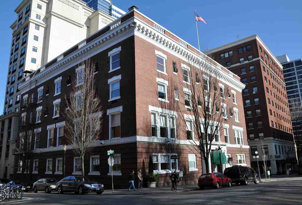 Arlington Club