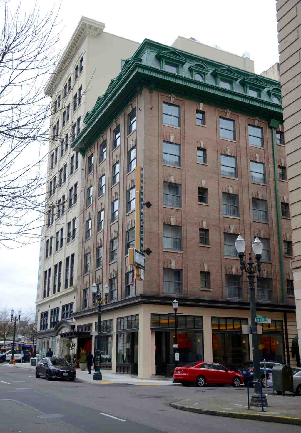 Cornelius Hotel