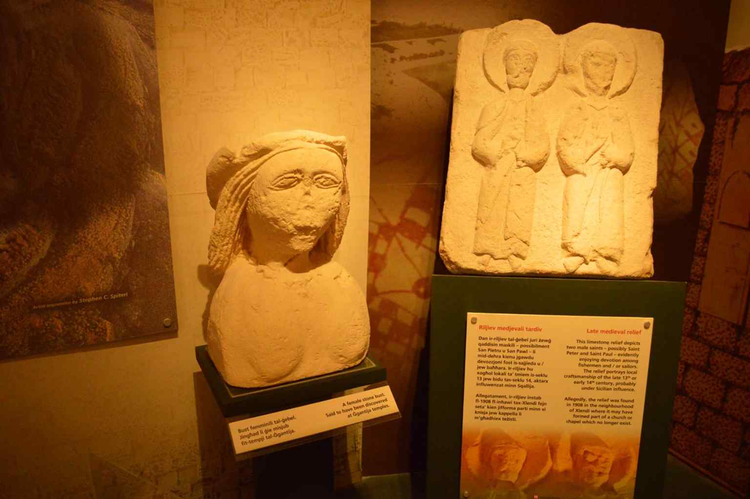 The museum’s climate-controlled display setting, introduced in the mid-2000s to protect fragile Neolithic, Temple Period and Bronze Age artefacts.