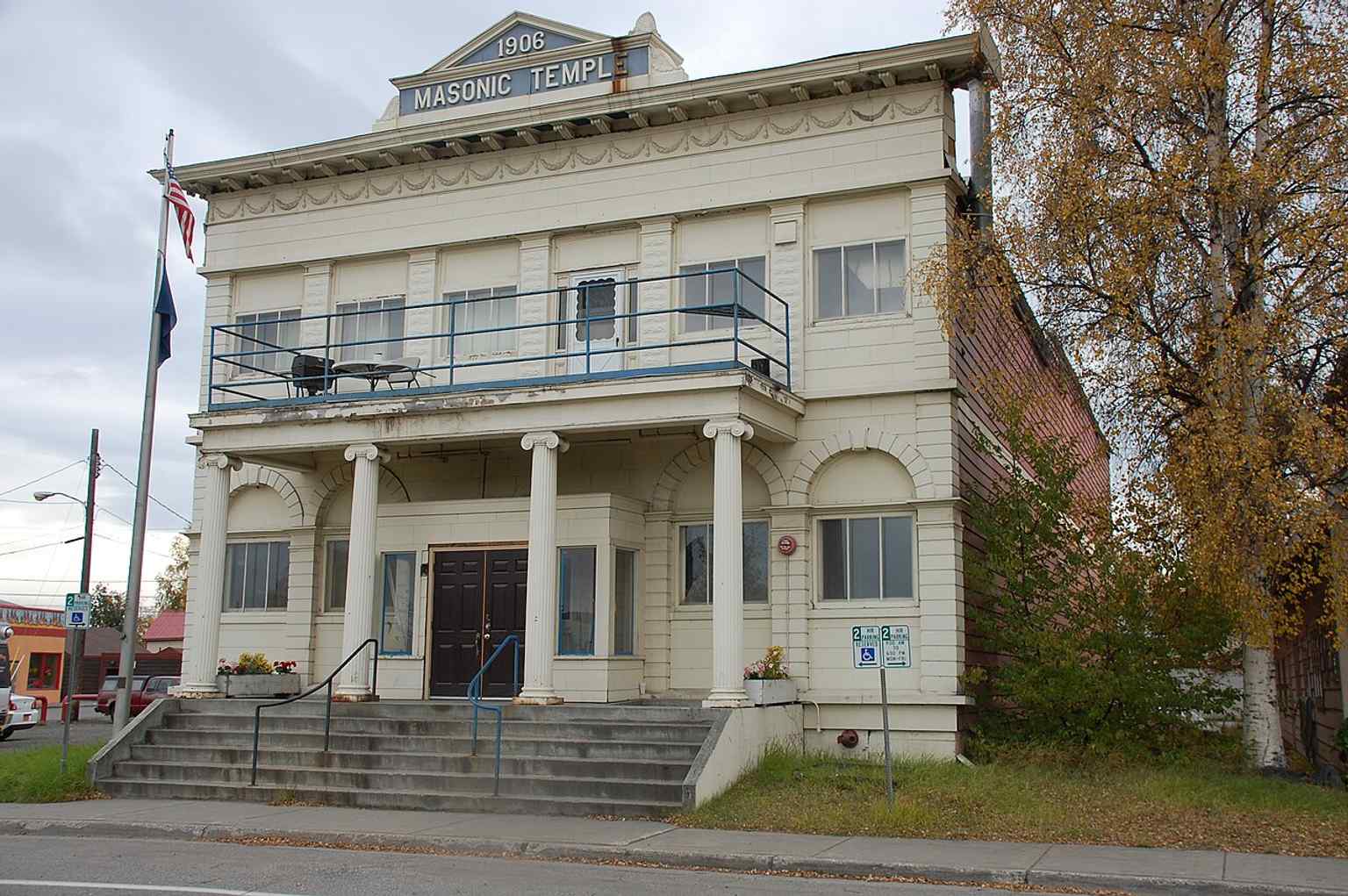 A later exterior view of the Fairbanks Masonic Temple, the building where the Masons added lodge space after buying it in 1908.