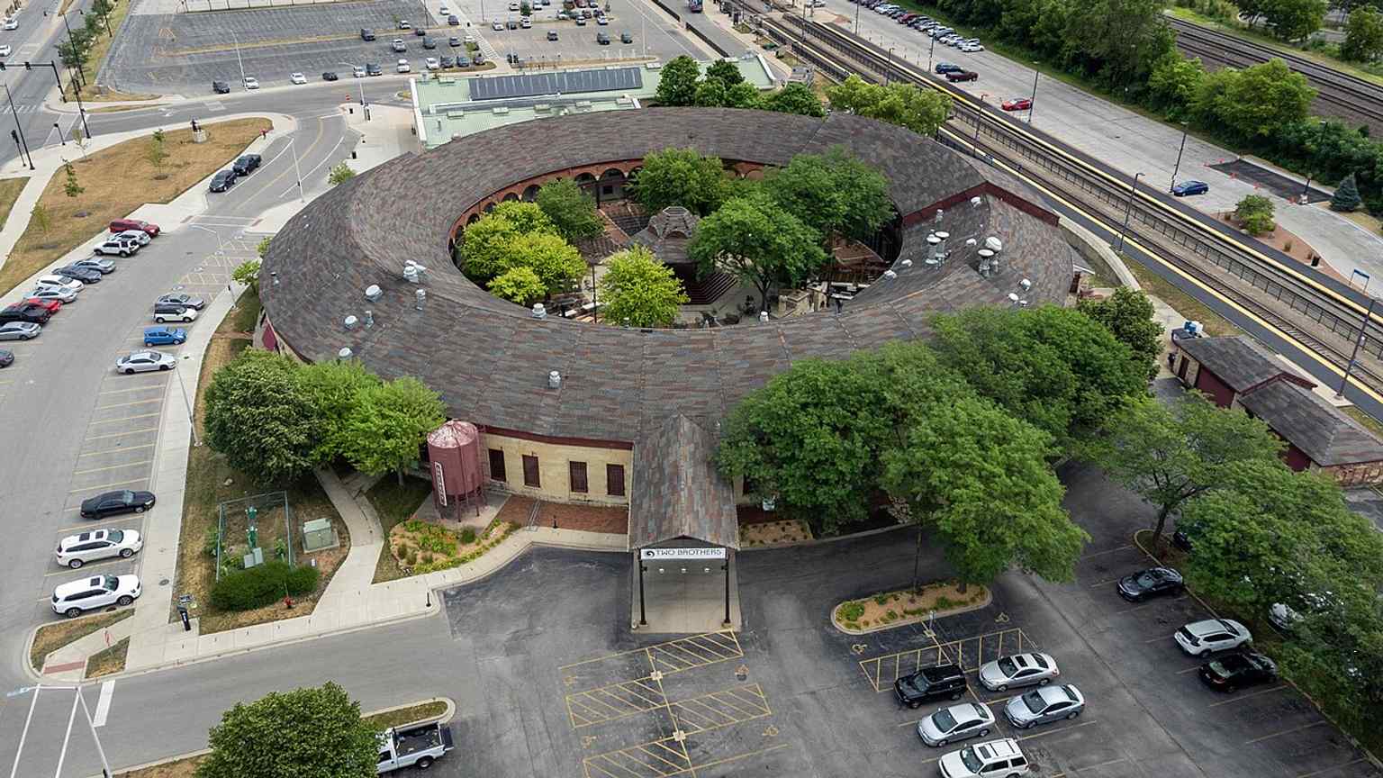 The front of Two Brothers Roundhouse today, a clear contemporary view of the former Walter Payton Roundhouse now welcoming visitors.